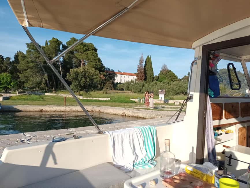 Zadar:Ugljan, Frnaža,Galevac &Ošljak free beer & anchovies - Morning or afternoon departure?